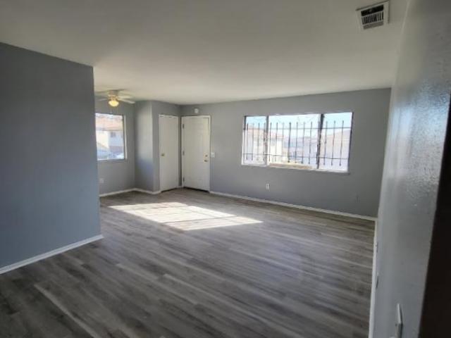 2 bedroom, Highland CA 92346 106024463