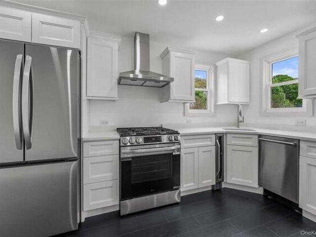 2 bedroom, Highland Falls NY 10928 104921754