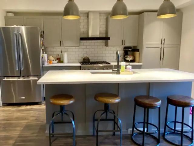 2 Bedroom Highland Park home