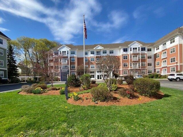 2 bedroom, Hudson MA 01749 104300166