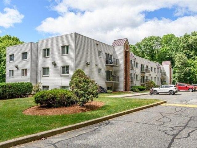 2 bedroom, Hudson MA 01749 104608300