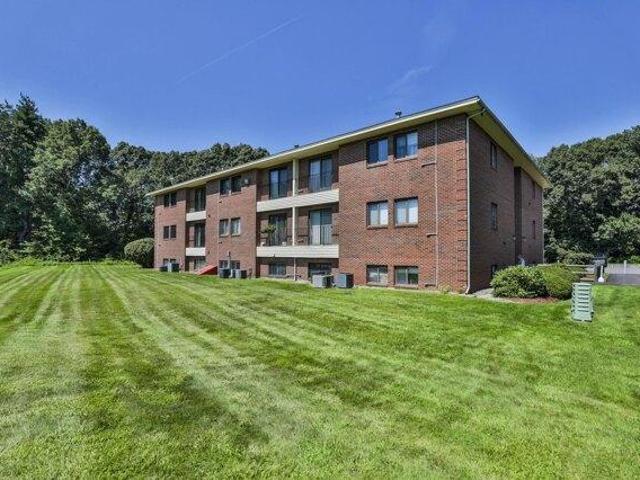 2 bedroom, Hudson NH 03051 105368651