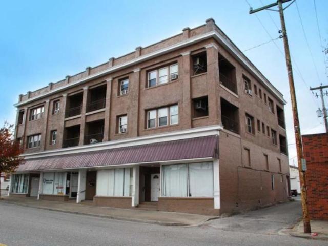 2 bedroom, Huntington WV 25701 103977255