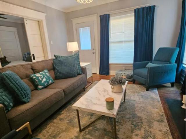 2 bedroom, Huntington WV 25701 106024952