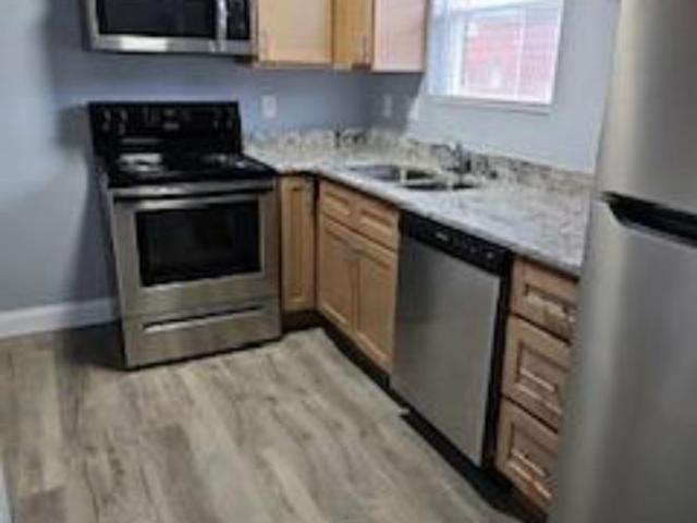2 bedroom, Huntington WV 25705 106241454
