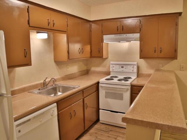 2 bedroom, Huntsville TX 77340 LS105732943