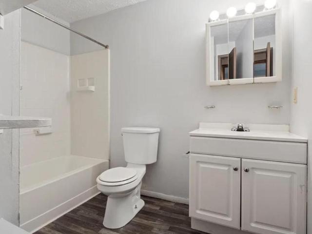 2 bedroom, Huron OH 44839 105098428