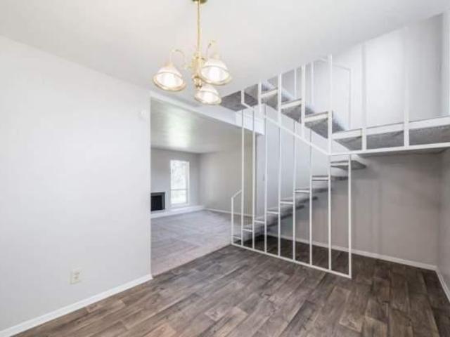 2 bedroom, Hurst TX 76053 105855810