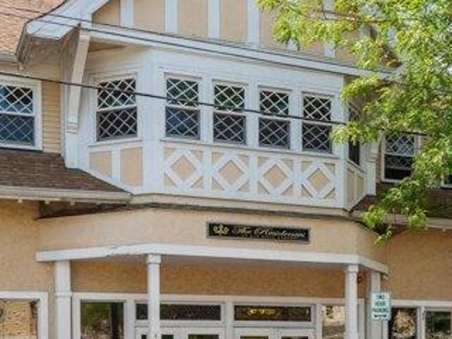 2 bedroom, Hyannis MA 02601 105439234