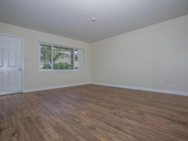 2 bedroom, Imperial Beach CA 91932 LS105355749