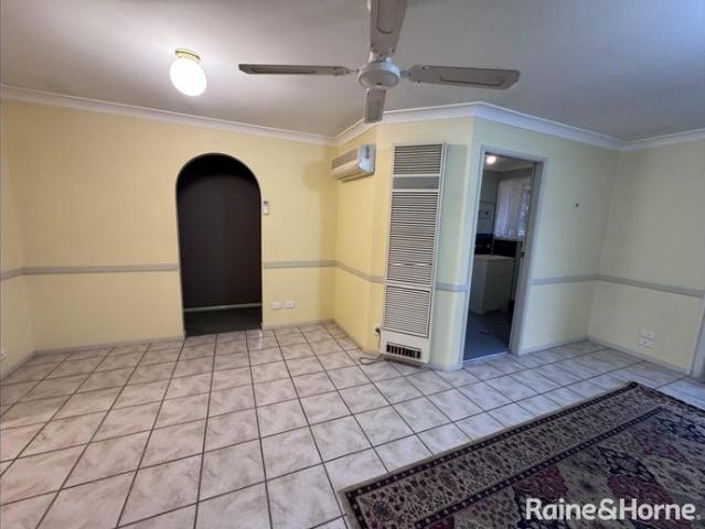 2 BEDROOM IN CENTRAL NORTH ORANGE