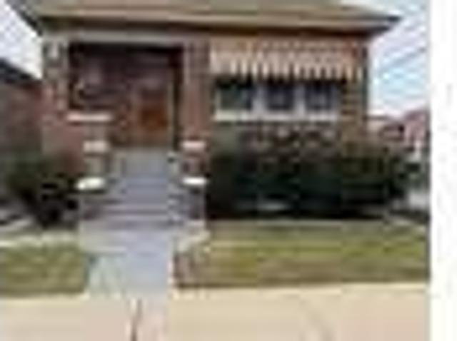 2 bedroom in Chicago IL 60638
