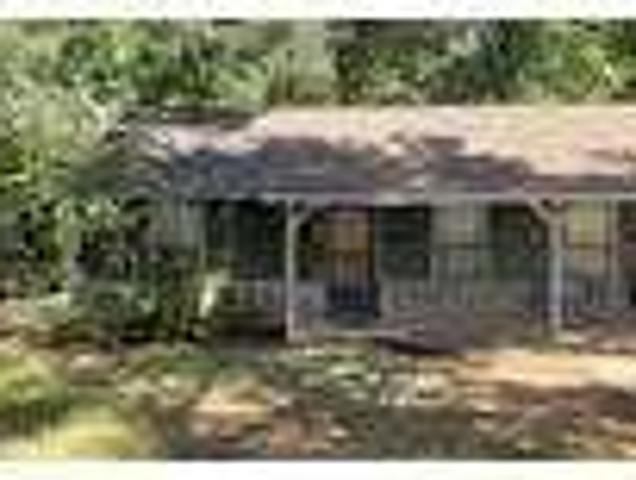 2 bedroom in Crockett Texas 75835