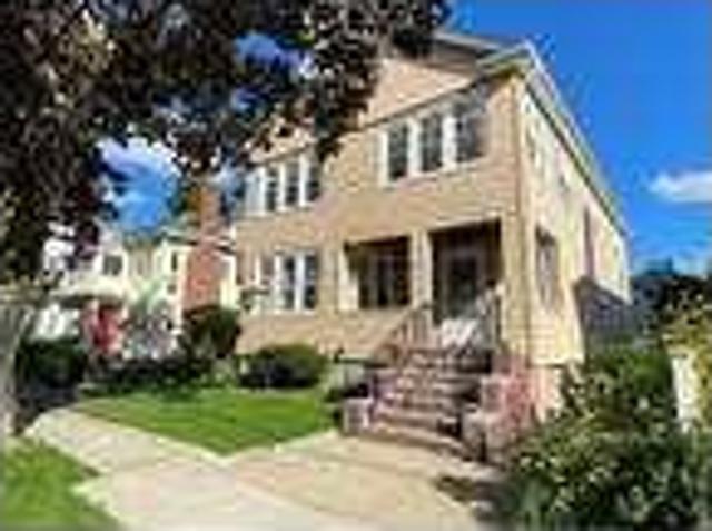 2 bedroom in Belmont Massachusetts 02478