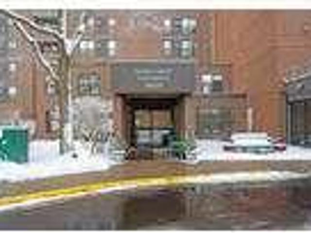 2 bedroom in Golden Valley MN 55427