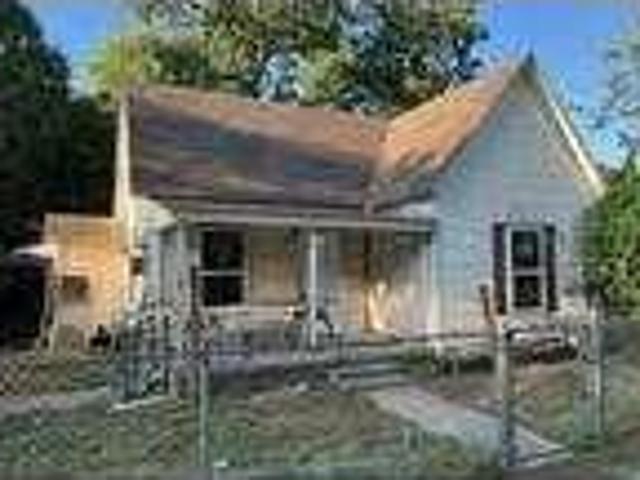 2 bedroom in Gainesville TX 76240