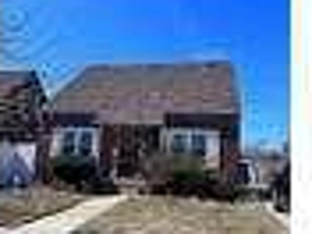 2 bedroom in Detroit MI 48221
