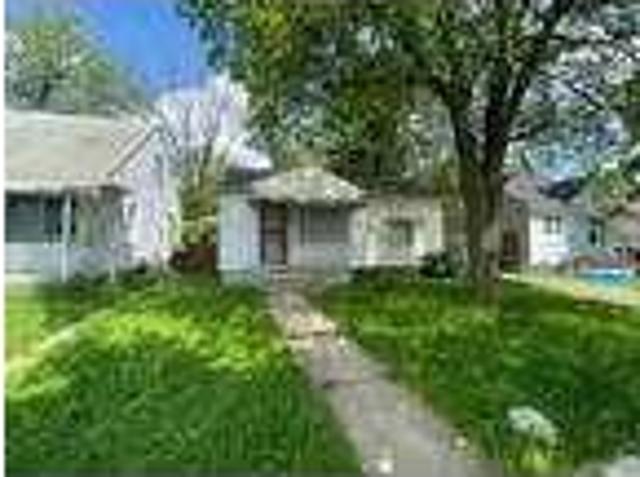 2 bedroom in Detroit MI 48228
