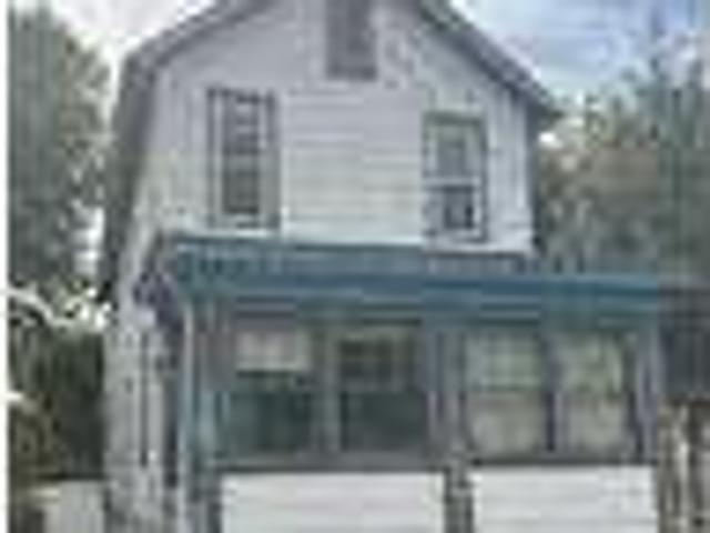 2 bedroom in Dubuque Iowa 52001