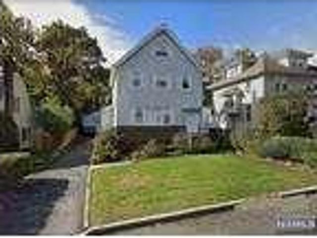 2 bedroom in Englewood Cliffs NJ 07632