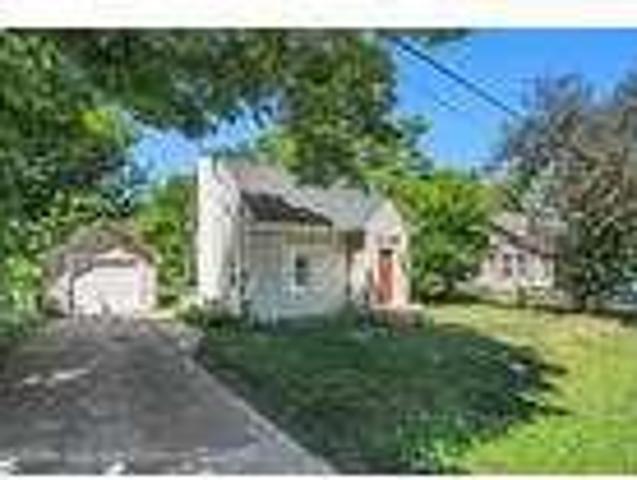 2 bedroom in East Lansing Michigan 48823