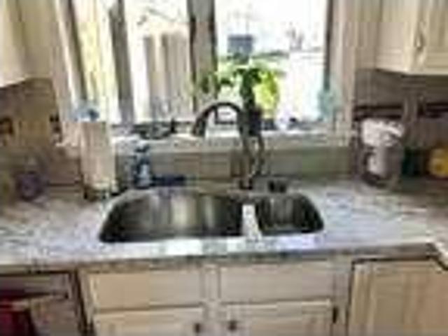2 bedroom in East Syracuse NY 13057