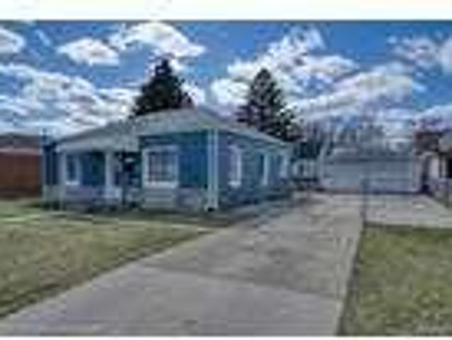 2 bedroom in Eastpointe Michigan 48021