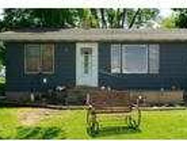 2 bedroom in Hopedale Illinois 61747