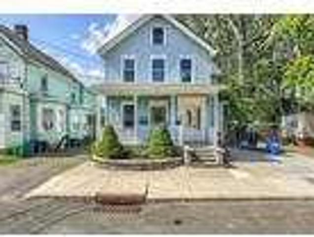2 bedroom in Haverstraw New York 10927