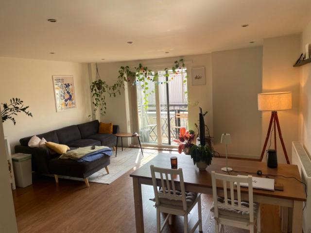 2 Bedroom in Hackney for 12 Month Sublet