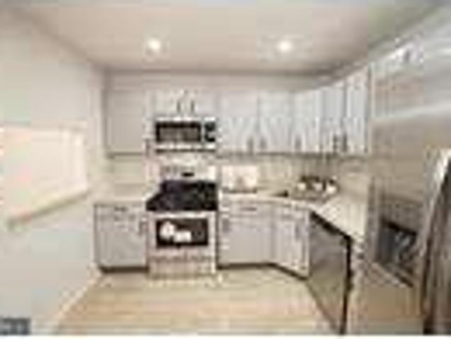 2 bedroom in Hamilton New Jersey 08619