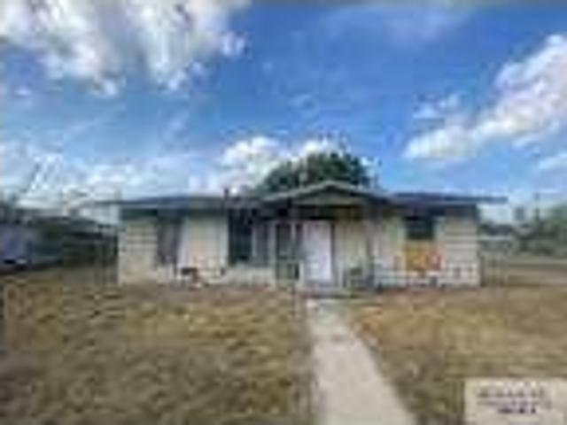 2 bedroom in Harlingen TX 78550