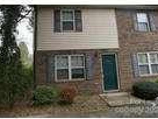 2 bedroom in Hickory NC 28602