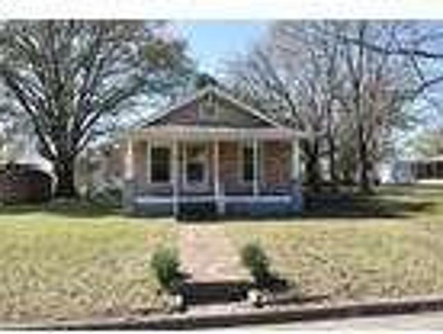 2 bedroom in Hickory NC 28602
