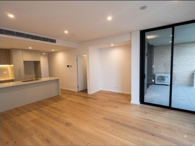 2 Bedroom in Hills Showground Location next to Metro