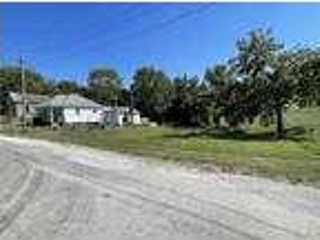 2 bedroom in Industry Illinois 61440