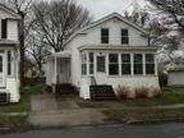 2 bedroom in Oswego NY 13126
