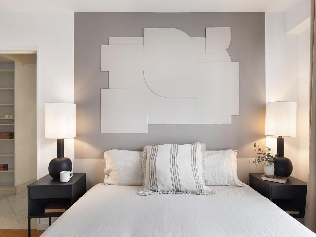 2 bedroom in La Motte Picquet Grenelle, Paris Amsterdam Apartments for Rent