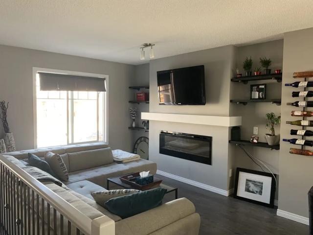 2 Bedroom in Lake Summerside