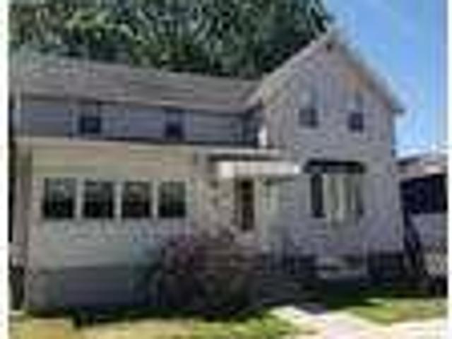 2 bedroom in Marinette Wisconsin 54143