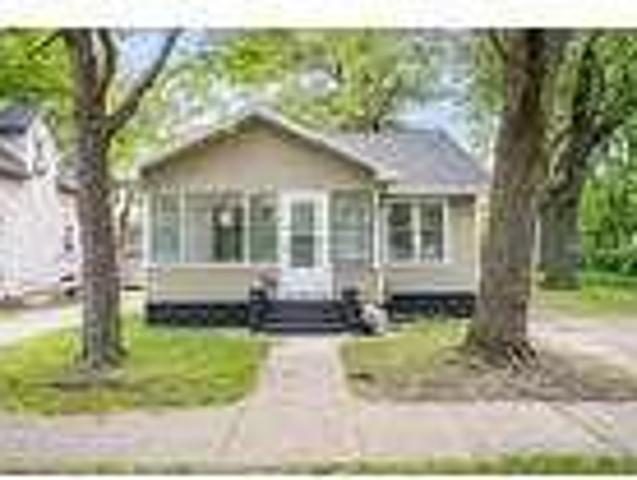 2 bedroom in Muskegon Heights Michigan 49444