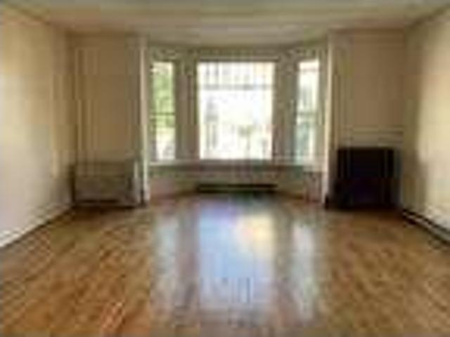 2 bedroom in Newport City Vermont 05855
