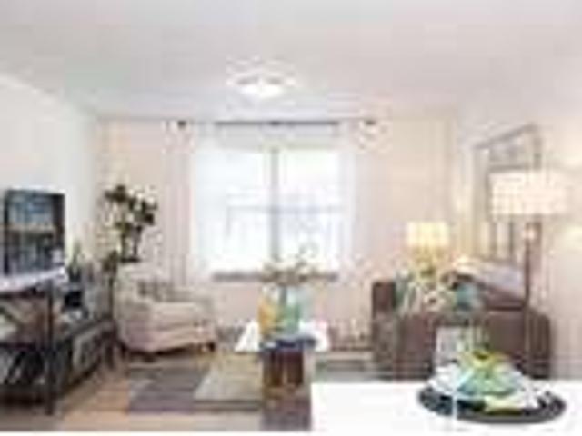 2 bedroom in Newton MA 02461