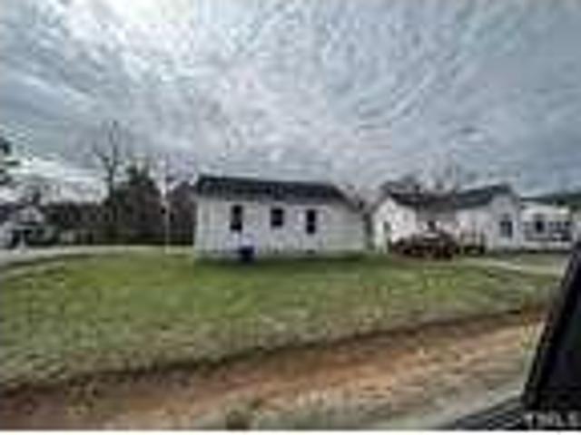 2 bedroom in Siler City NC 27344