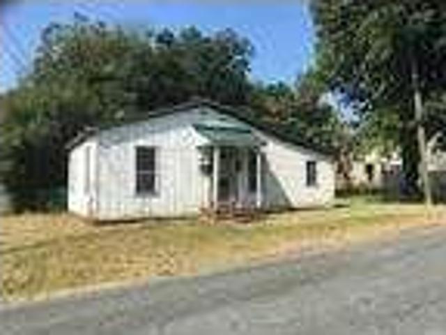2 bedroom in Siler City North Carolina 27344