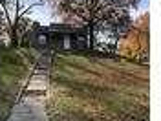 2 bedroom in Pinckneyville Illinois 62274