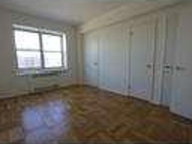 2 bedroom in Rego Park NY 11374