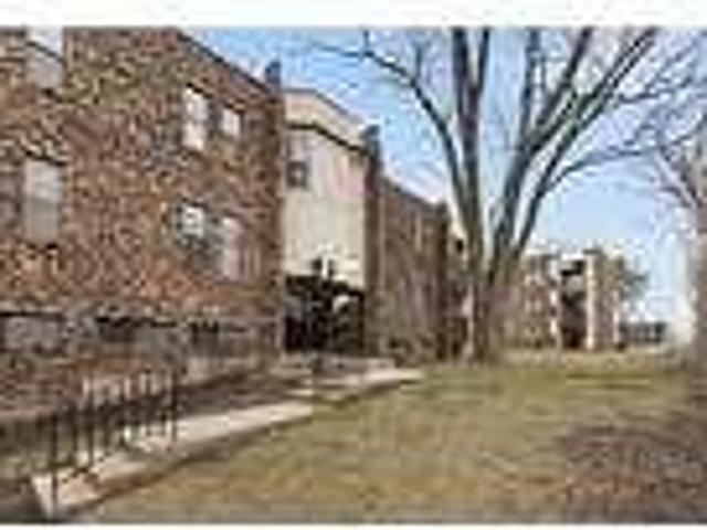 2 bedroom in Woodridge IL 60517