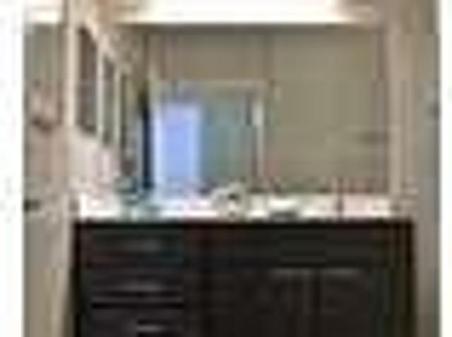 2 bedroom in Waukegan IL 60085