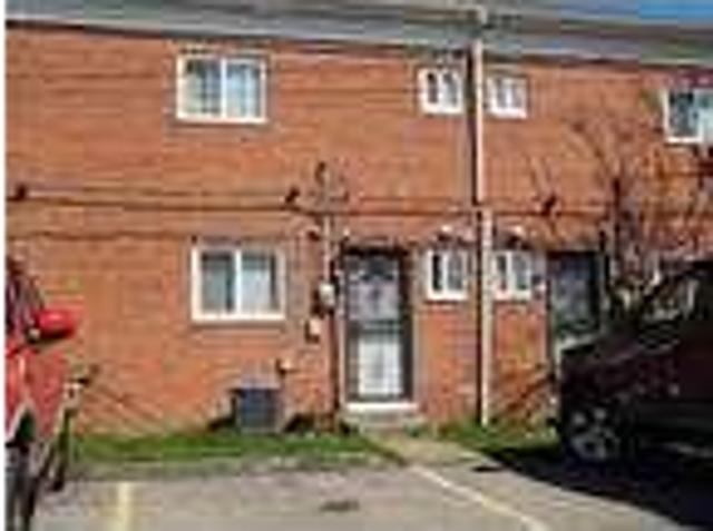 2 bedroom in Warrensville Heights OH 44128